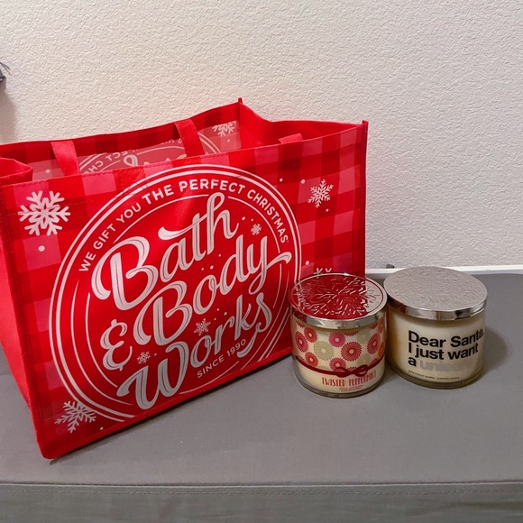 Bath and Body Works 3 Wick Candle Bundle